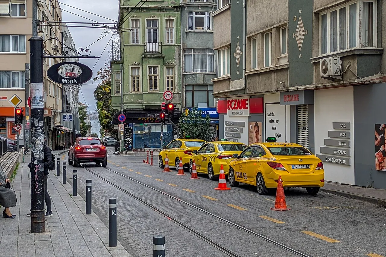 Moda Caddesi’nde sokak yaşamı