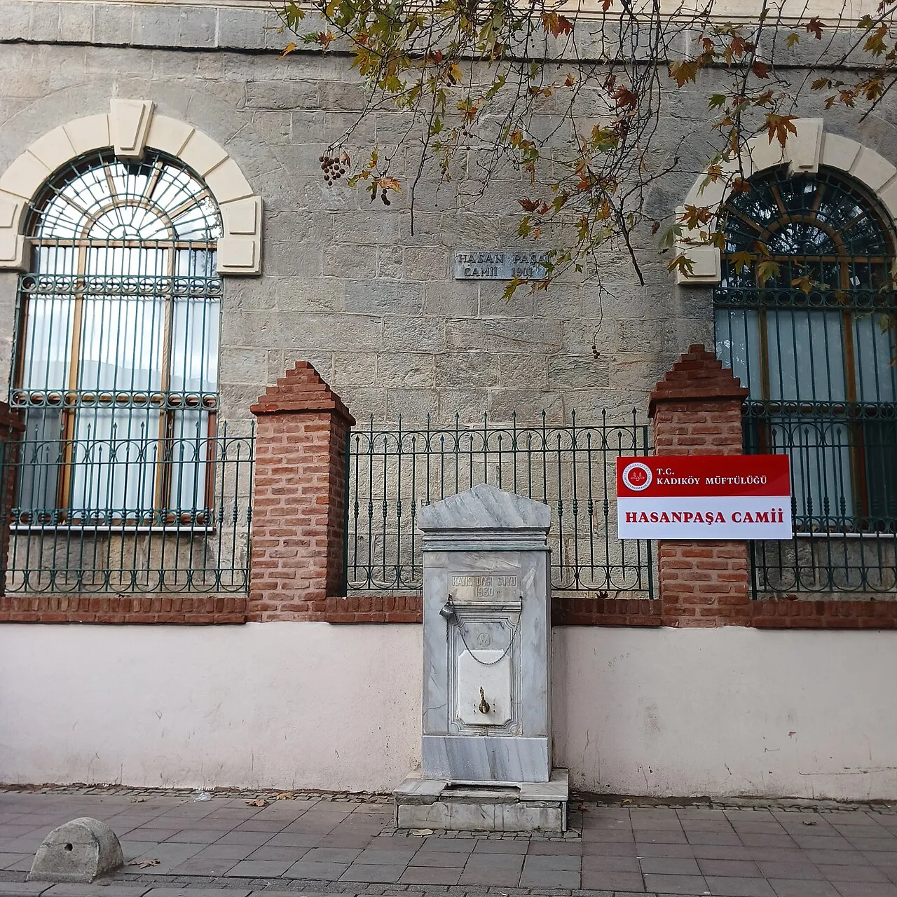 Cami duvarındaki çeşme, Aralık 2025
