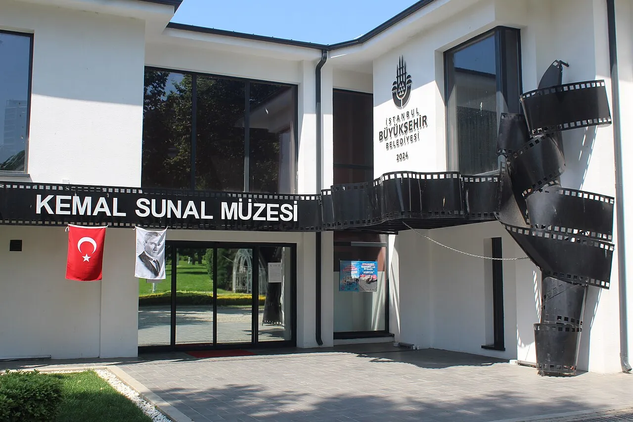 Kemal Sunal Müzesi’nin giriş cephesi
