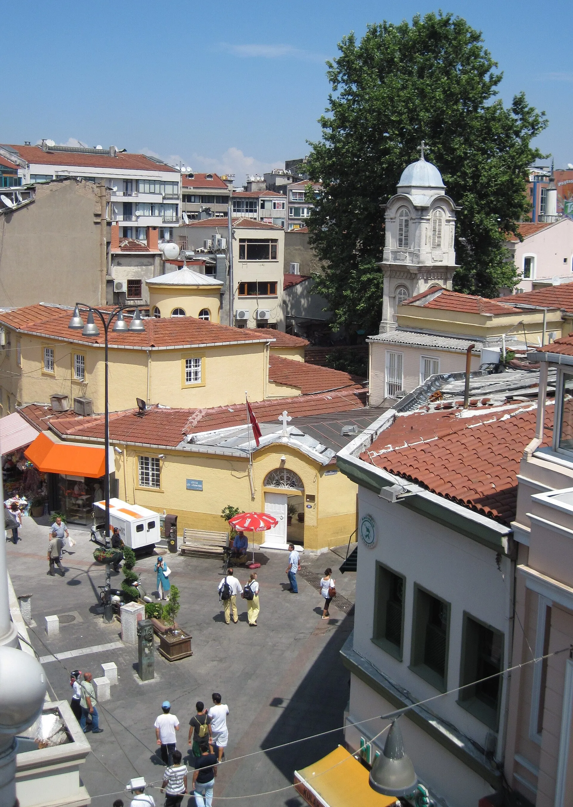 Aya Efimia ve çarşı çatıları, Temmuz 2010