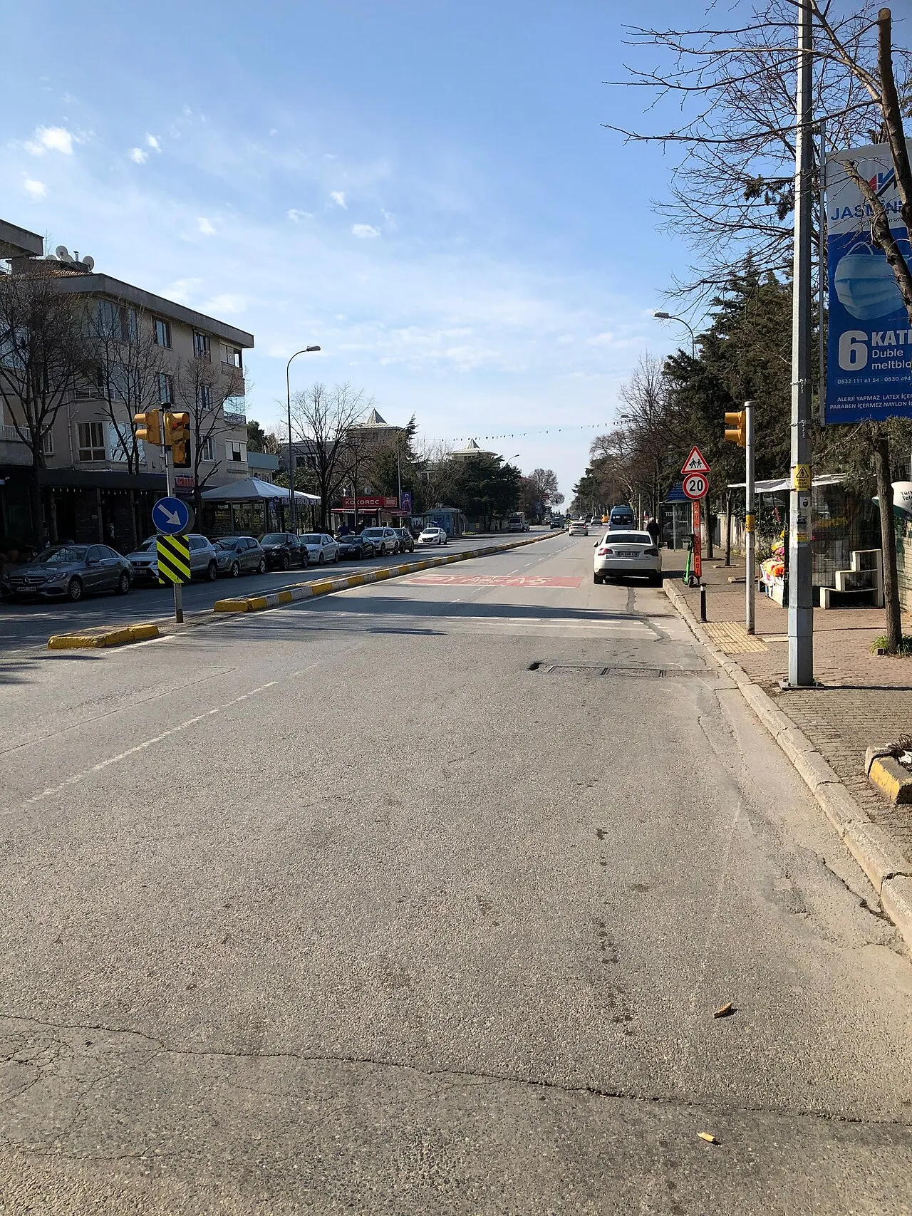 Acıbadem Caddesi’nde gündüz