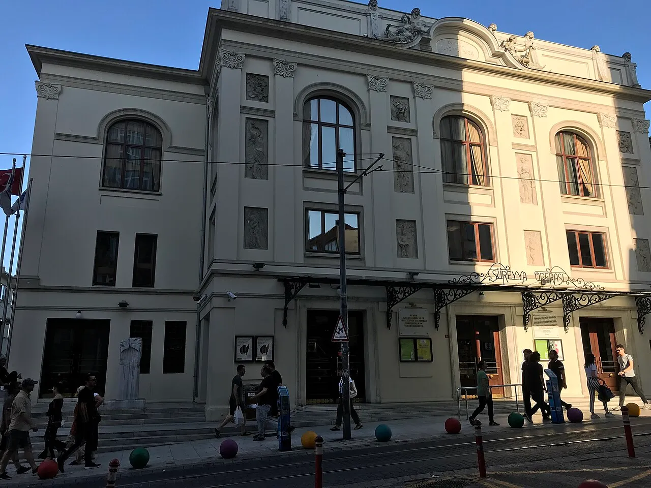 Bahariye Caddesi’nden Süreyya Operası görünümü
