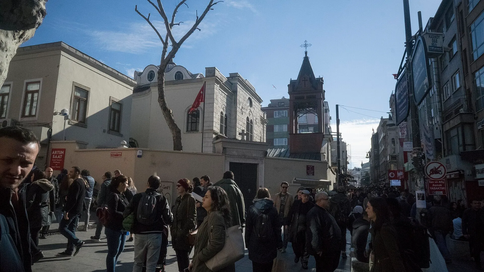 Surp Takavor ve çarşı meydanı, Mart 2018