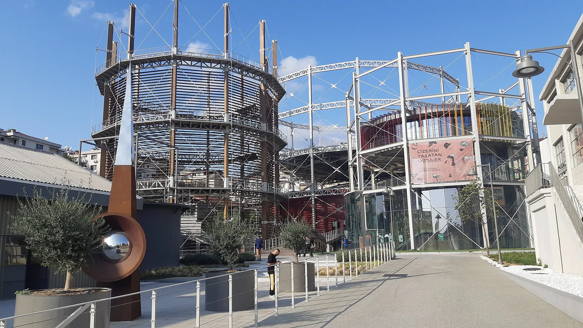 Gazhane’nin silindirik yapıları, Eylül 2021