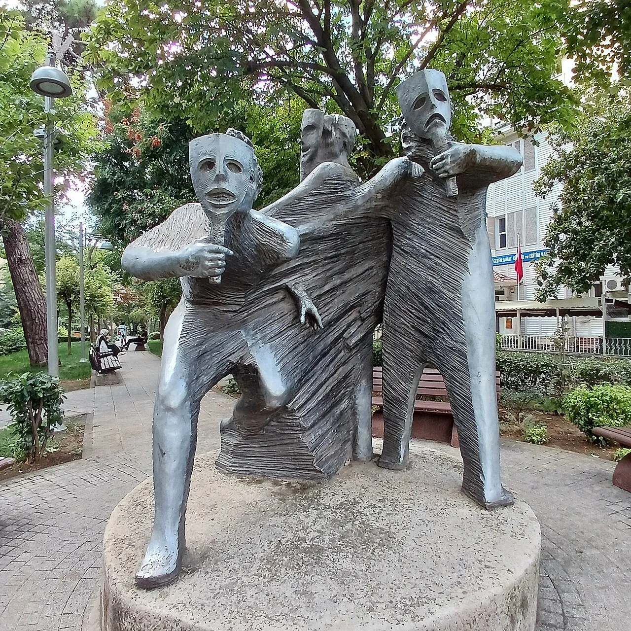Ziverbey Sanat Parkı’nda heykel ve açık alan, 2024